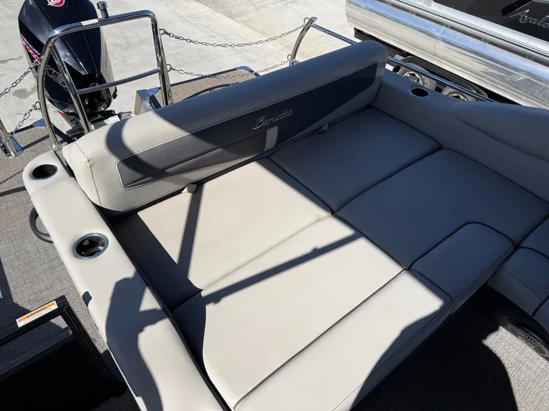 Slide: The Image of Barletta Cabrio Ultra-Lounge C22U W/ 200 Mercury ProXS! 2025 - 18