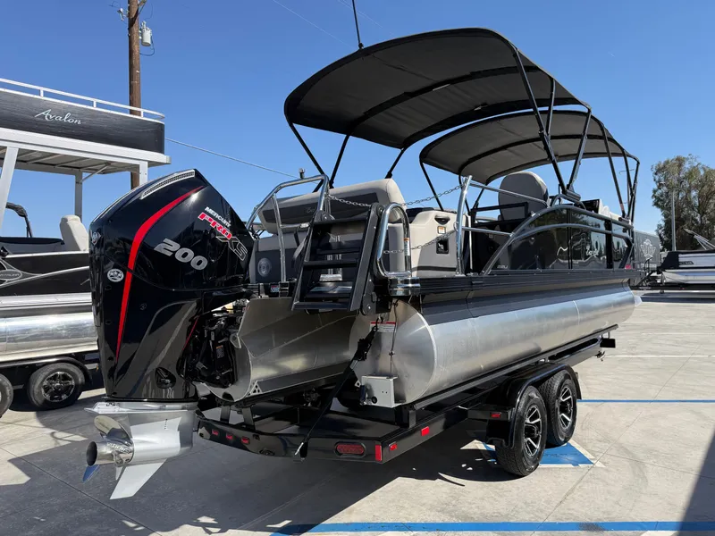 Slide: The Image of Barletta Cabrio Ultra-Lounge C22U W/ 200 Mercury ProXS! 2025 - 5