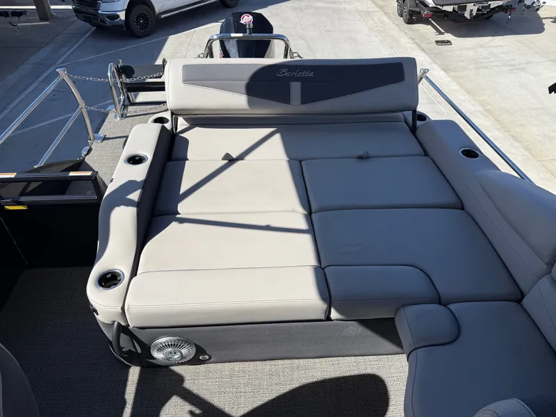 Slide: The Image of Barletta Cabrio Ultra-Lounge C22U W/ 200 Mercury ProXS! 2025 - 9