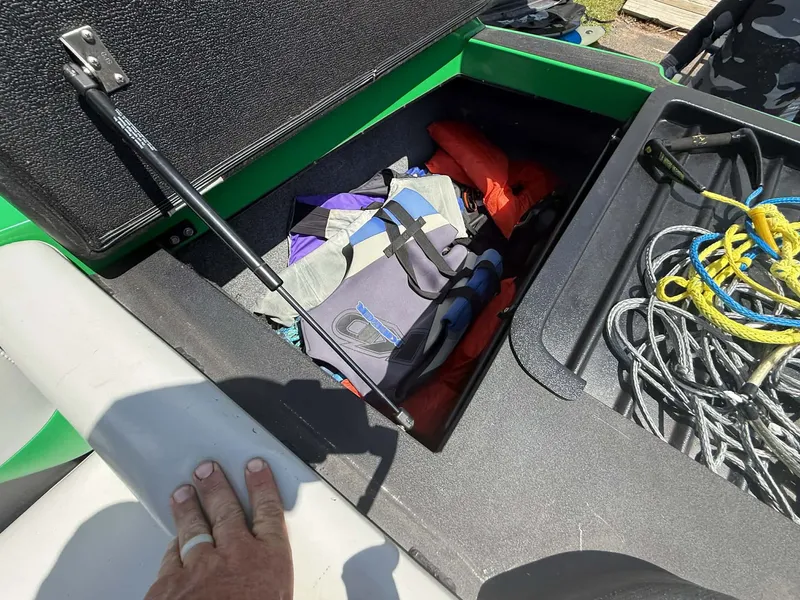 Slide: The Image of Axis Wake Research A20 2012 - 15