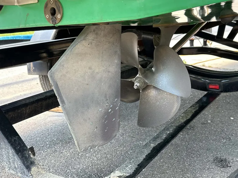 Slide: The Image of Axis Wake Research A20 2012 - 17