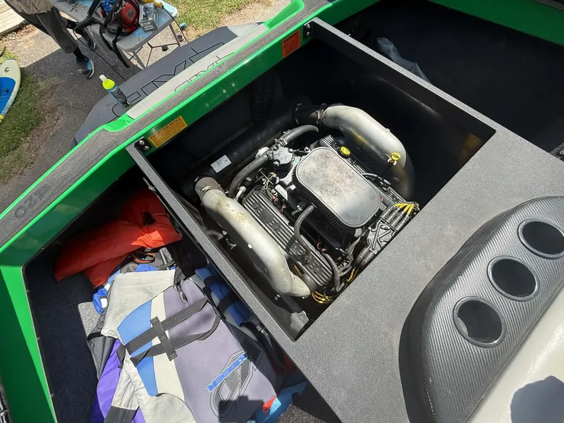 Slide: The Image of Axis Wake Research A20 2012 - 33