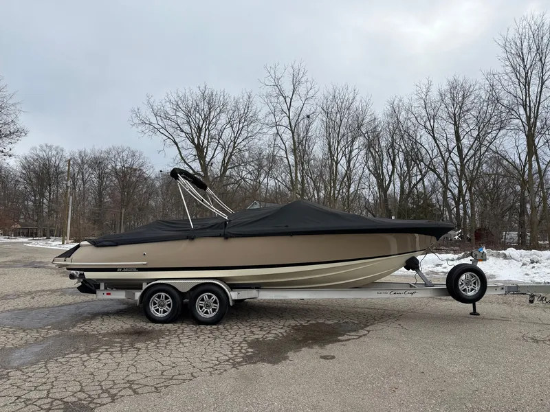 Slide: The Image of Chris-Craft Launch GT Electric 2023 - 21