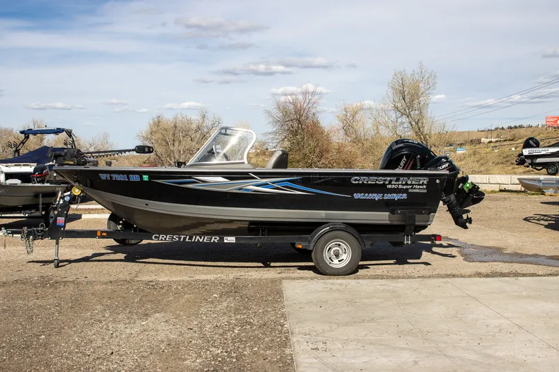 The Image of Crestliner 1850 Super Hawk 2016 - undefined
