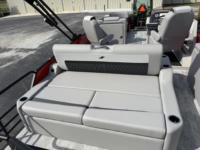 Slide: The Image of Interior of 2026 Starcraft SLS 3 Q DH with gray leather seats. - 9