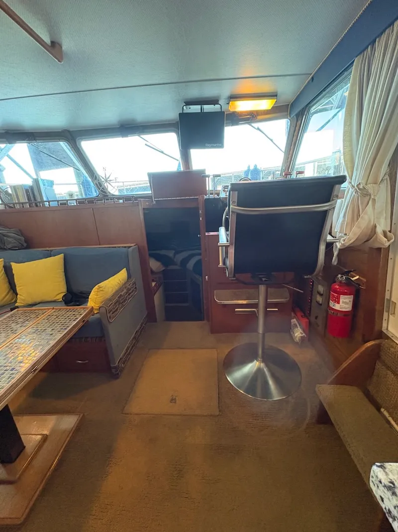 Slide: The Image of Tollycraft Tri-cabin 1979 - 12