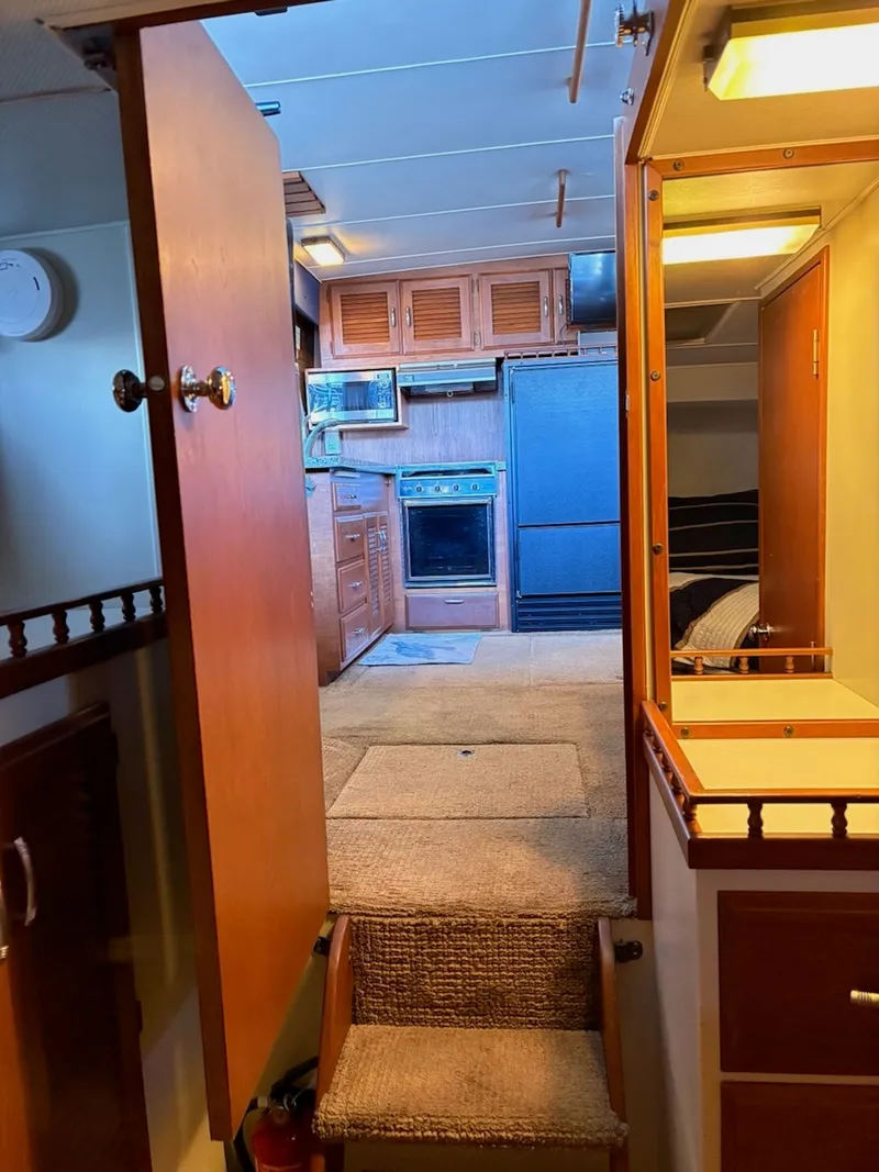 Slide: The Image of Tollycraft Tri-cabin 1979 - 18