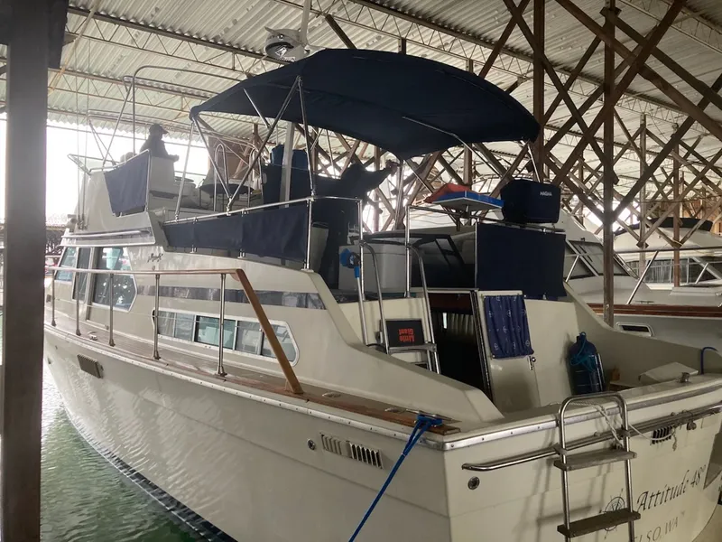 Slide: The Image of Tollycraft Tri-cabin 1979 - 2