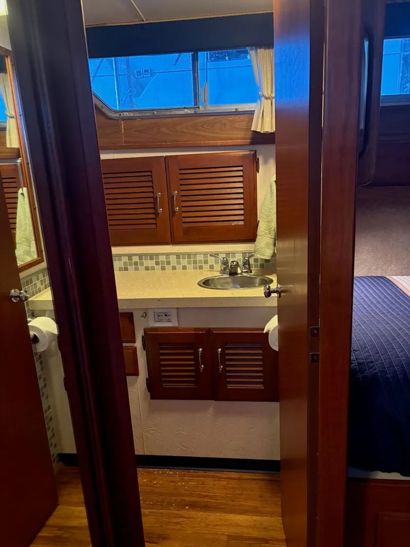 Slide: The Image of Tollycraft Tri-cabin 1979 - 25