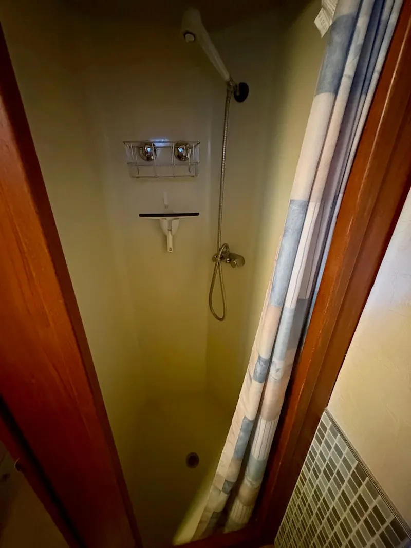 Slide: The Image of Tollycraft Tri-cabin 1979 - 30