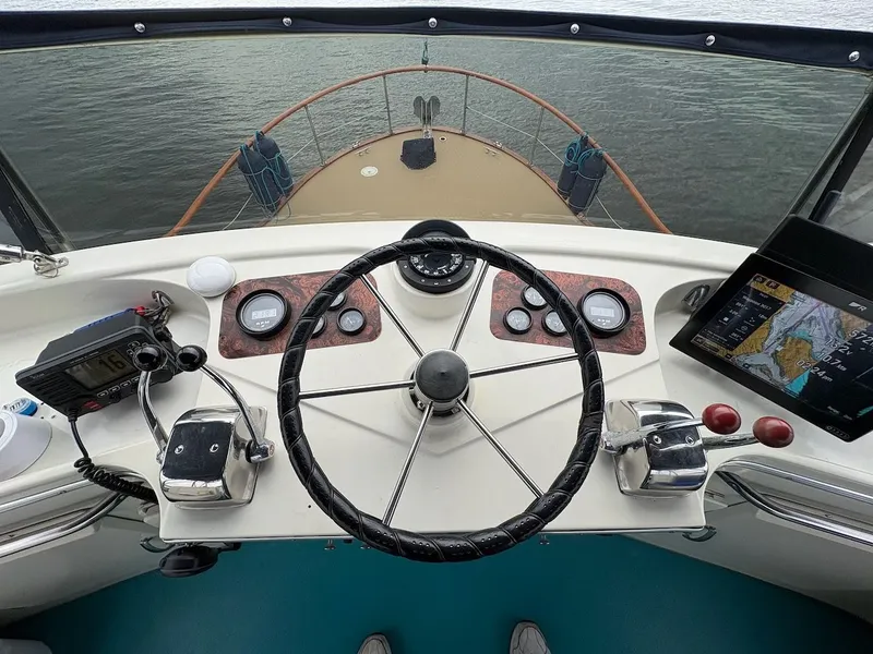 Slide: The Image of Tollycraft Tri-cabin 1979 - 4