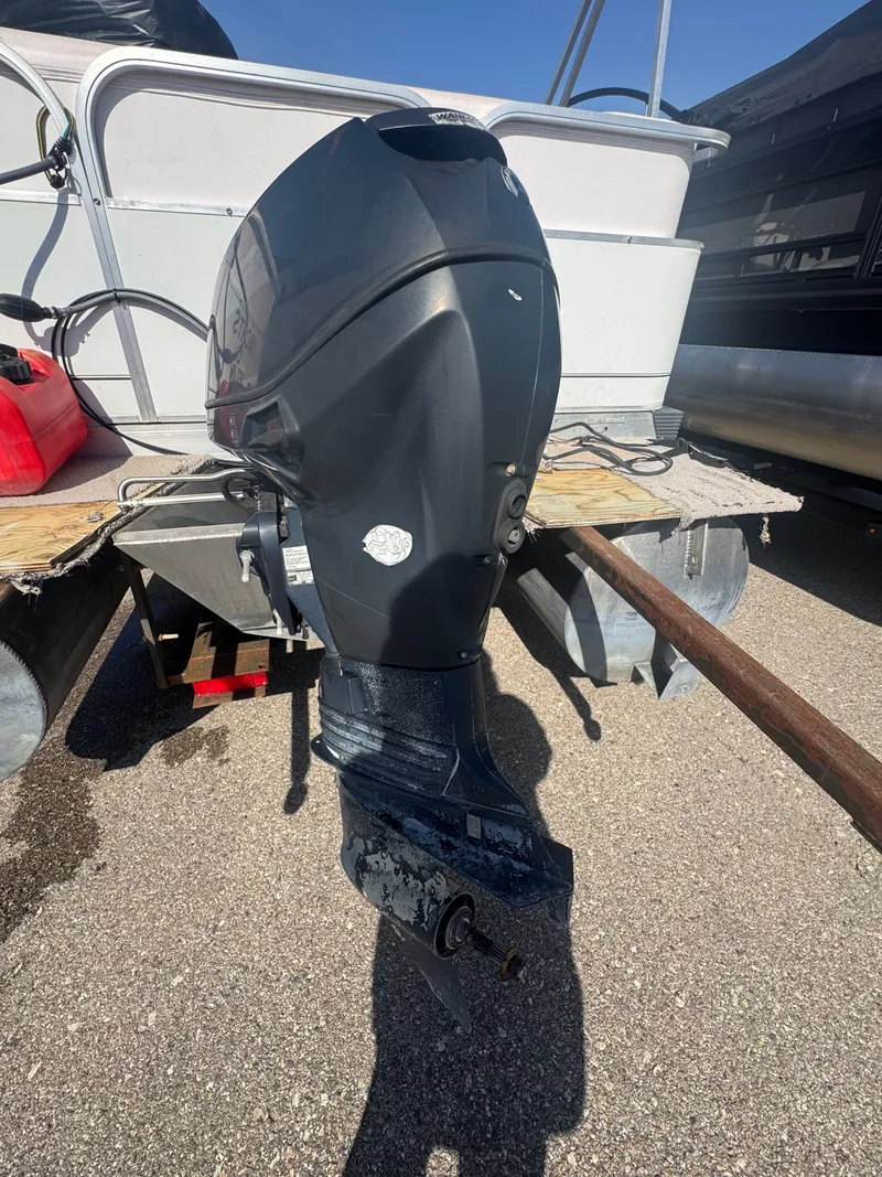 Slide: The Image of nivi Elete 2009 - 7