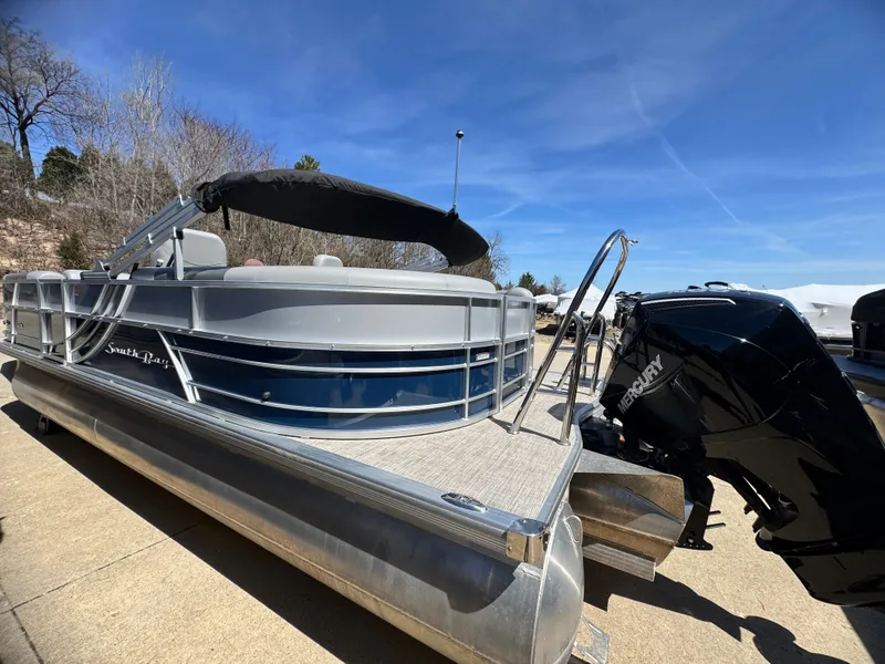 Slide: The Image of South Bay 224 RS 3.0 Tritoon 2023 - 5