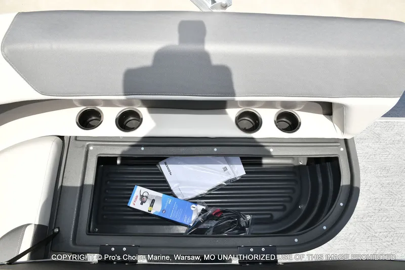 Slide: The Image of Sun Tracker Bass Buggy 16 XL Select 2026 - 50