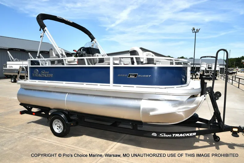 Slide: The Image of Sun Tracker Bass Buggy 16 XL Select 2026 - 71
