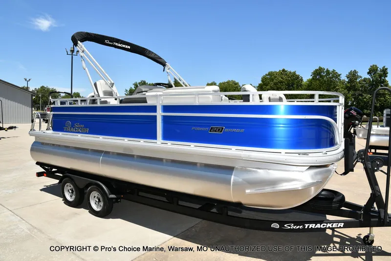 Slide: The Image of Sun Tracker Fishin' Barge 20 DLX 2026 - 76