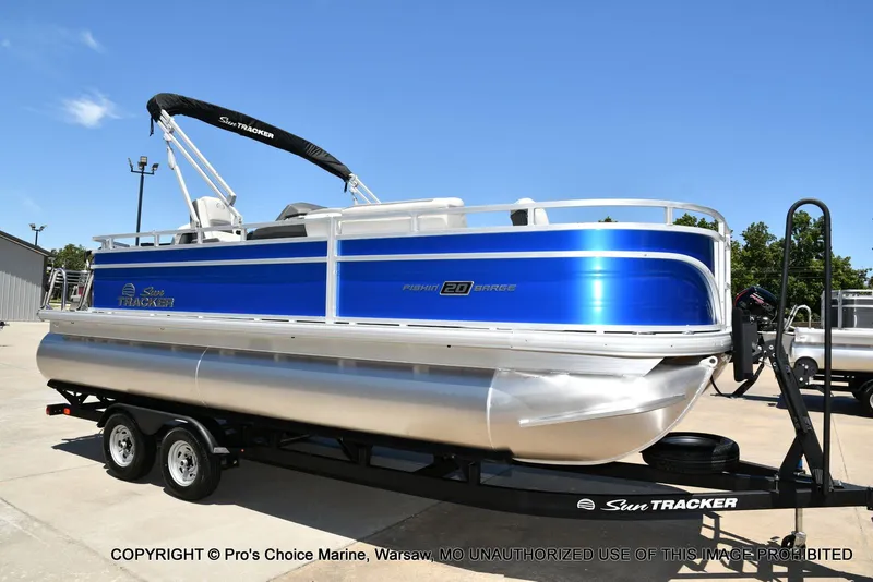 Slide: The Image of Sun Tracker Fishin' Barge 20 DLX 2026 - 78