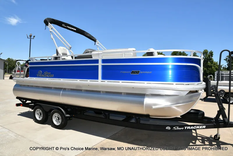 Slide: The Image of Sun Tracker Fishin' Barge 20 DLX 2026 - 79