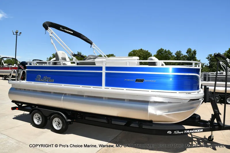 Slide: The Image of Sun Tracker Fishin' Barge 20 DLX 2026 - 82