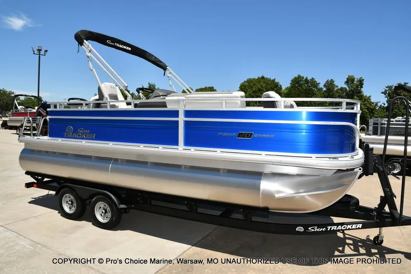 Slide: The Image of Sun Tracker Fishin' Barge 20 DLX 2026 - 86