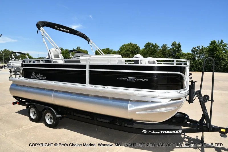Slide: The Image of Sun Tracker Fishin' Barge 20 DLX 2026 - 74