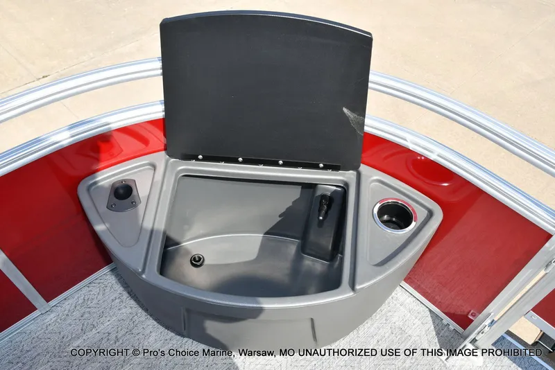 Slide: The Image of Sun Tracker FISHIN' BARGE 22 DLX w/150HP Mercury 4 Stroke 2026 - 35