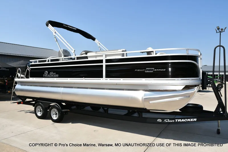 Slide: The Image of Sun Tracker FISHIN' BARGE 22 DLX w/150HP Mercury 4 Stroke 2026 - 94