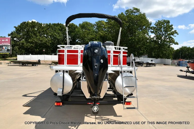 Slide: The Image of Sun Tracker Fishin' Barge 22 XP3 Tri-Toon w/200HP 2026 - 18