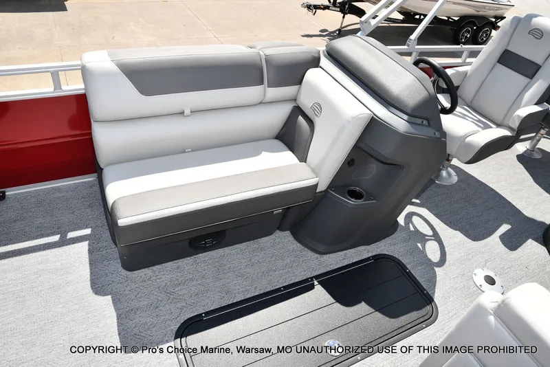 Slide: The Image of Sun Tracker Fishin' Barge 22 XP3 Tri-Toon w/200HP 2026 - 40