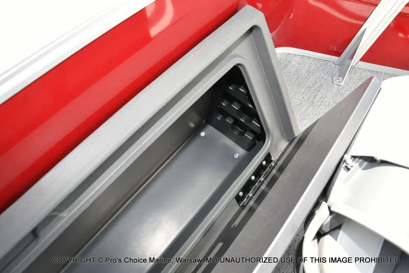 Slide: The Image of Sun Tracker Fishin' Barge 22 XP3 Tri-Toon w/200HP 2026 - 72