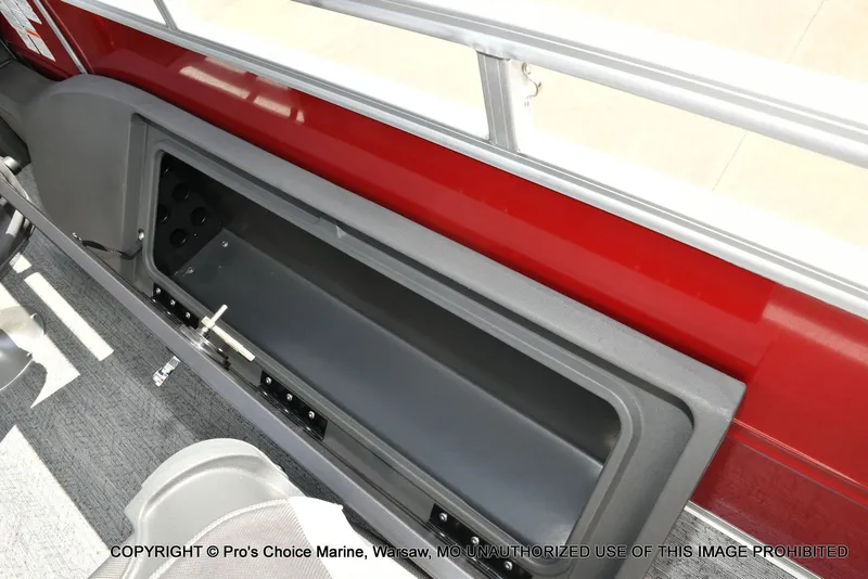 Slide: The Image of Sun Tracker Fishin' Barge 22 XP3 Tri-Toon w/200HP 2026 - 73