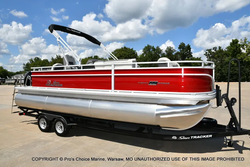 Slide: The Image of Sun Tracker Fishin' Barge 22 XP3 Tri-Toon w/200HP 2026 - 95