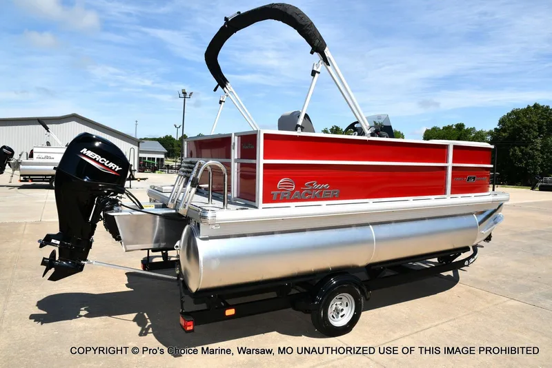 Slide: The Image of Sun Tracker Party Barge 16 2026 - 12