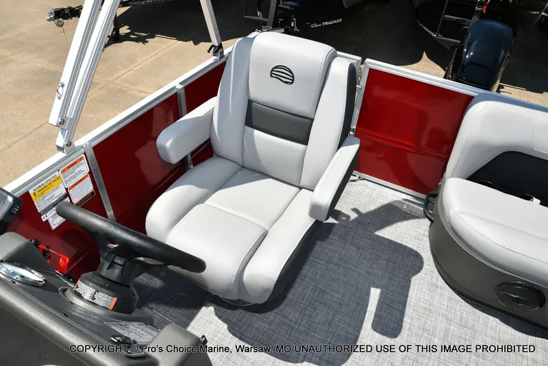 Slide: The Image of Sun Tracker Party Barge 16 2026 - 26