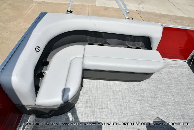 Slide: The Image of Sun Tracker Party Barge 16 2026 - 34