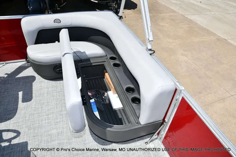 Slide: The Image of Sun Tracker Party Barge 16 2026 - 36