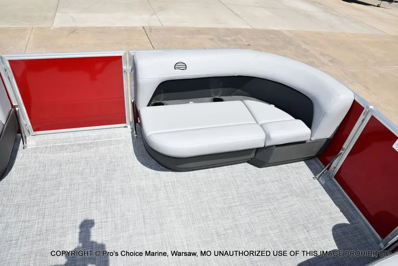 Slide: The Image of Sun Tracker Party Barge 16 2026 - 46