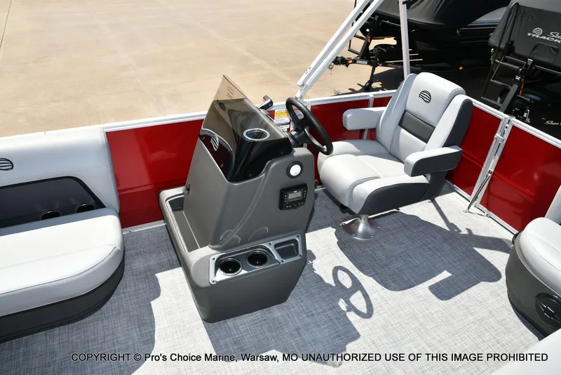 Slide: The Image of Sun Tracker Party Barge 16 2026 - 7