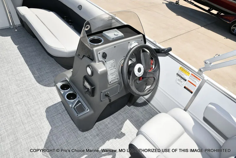 Slide: The Image of Sun Tracker Party Barge 16 2026 - 10