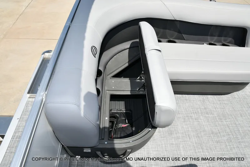 Slide: The Image of Sun Tracker Party Barge 16 2026 - 38