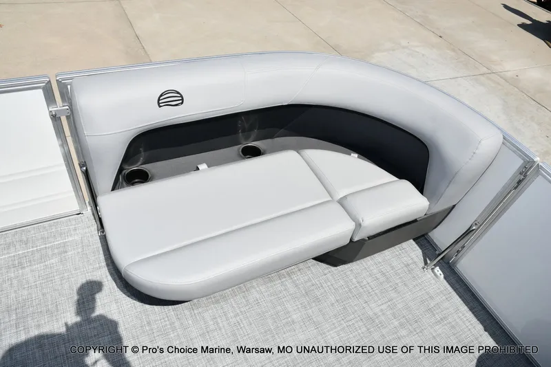 Slide: The Image of Sun Tracker Party Barge 16 2026 - 48