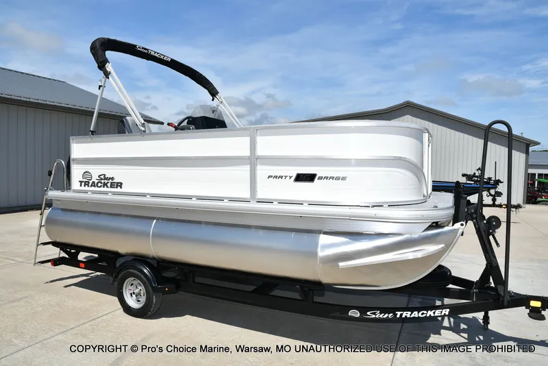 Slide: The Image of Sun Tracker Party Barge 16 2026 - 52