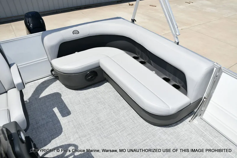 Slide: The Image of Sun Tracker Party Barge 16 2026 - 58