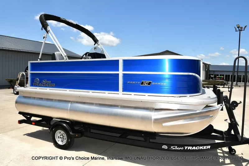 The Image of Sun Tracker Party Barge 16 2026 - 1