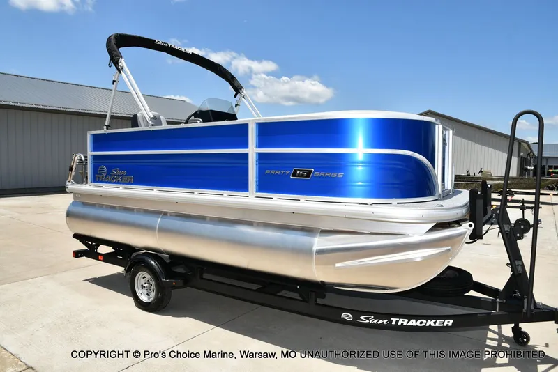 Slide: The Image of Sun Tracker Party Barge 16 2026 - 46