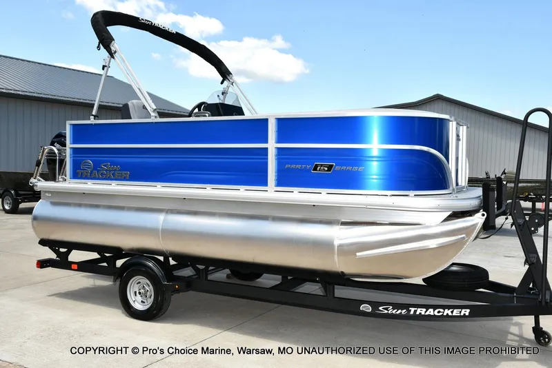 Slide: The Image of Sun Tracker Party Barge 16 2026 - 56