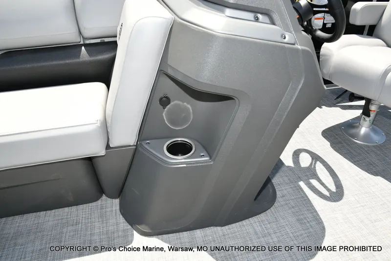 Slide: The Image of Sun Tracker Party Barge 20 DLX w/115HP Pro-XS 2026 - 26