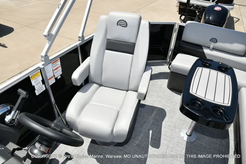 Slide: The Image of Sun Tracker Party Barge 20 DLX w/115HP Pro-XS 2026 - 27