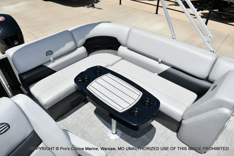 Slide: The Image of Sun Tracker Party Barge 20 DLX w/115HP Pro-XS 2026 - 32