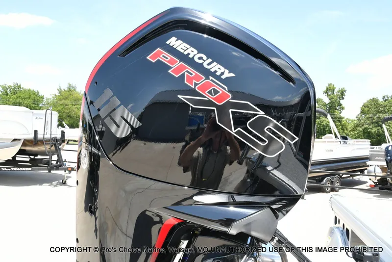 Slide: The Image of Sun Tracker Party Barge 20 DLX w/115HP Pro-XS 2026 - 4